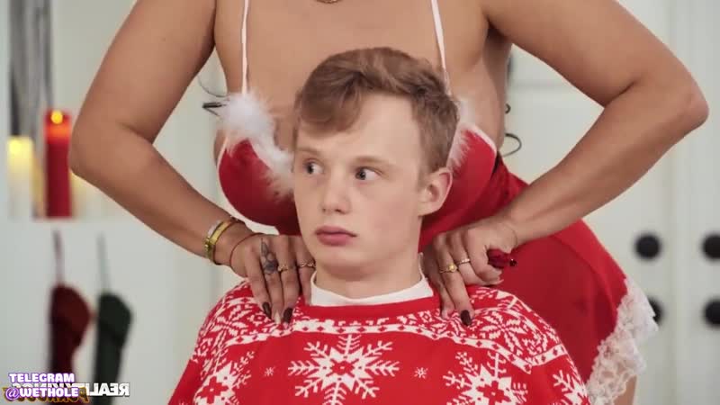 Si chiama Jimmy e ha 21 anni, e sta già sbattendo nel porno di Capodanno [donne mature, signore, sesso, milf, figa, mamma, sborrata, pompino, tette fatte in casa